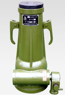 What are the advantages of spiral transmission compared to Pascal hydraulic transmission